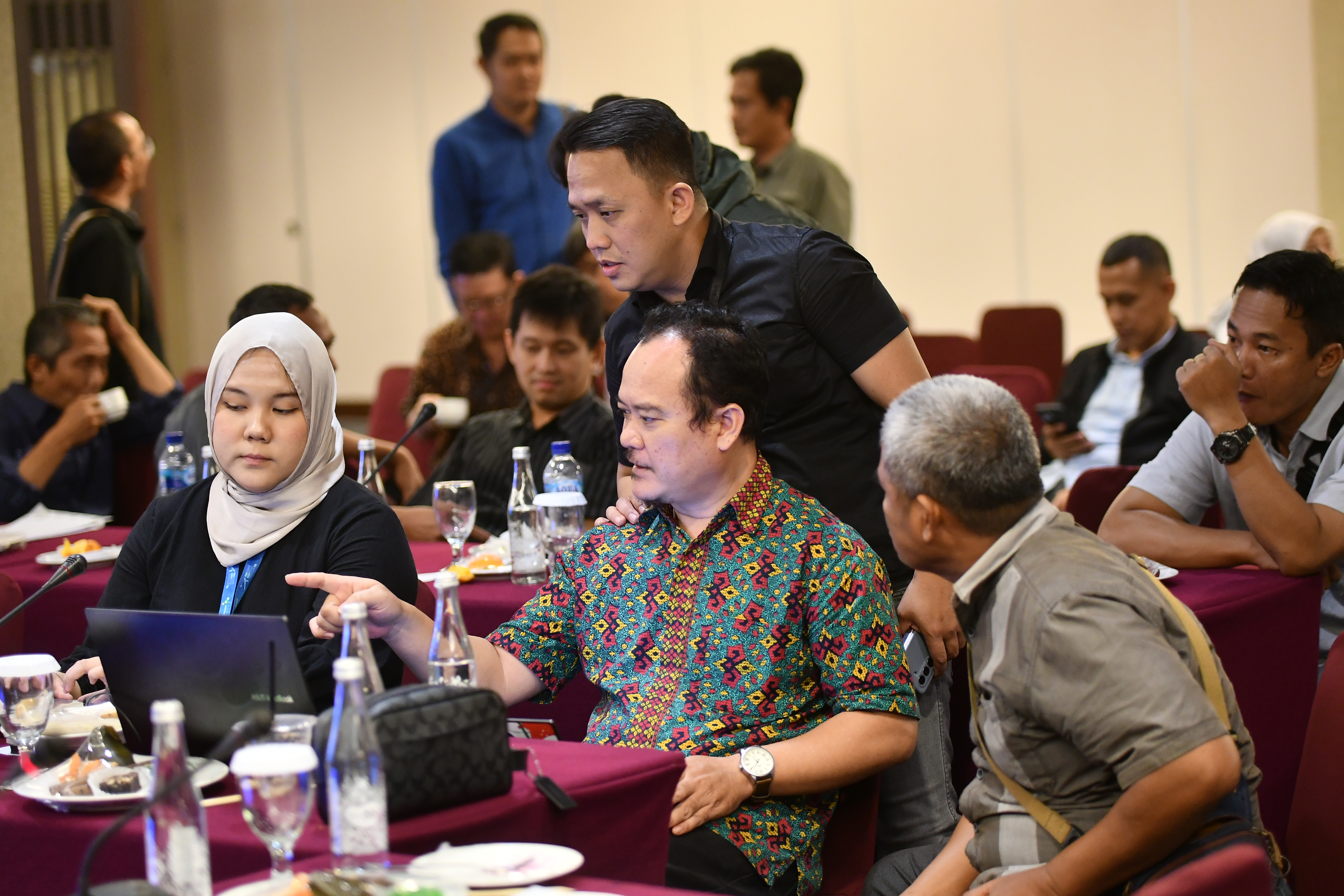 Rapat 6